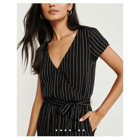 Abercrombie & Fitch Black Striped Jumpsuit - Picture 5 of 7